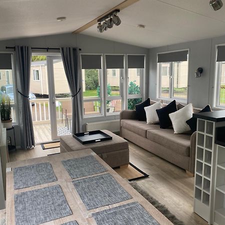 Kingfisher Quay Lodge 클랙톤온씨 외부 사진