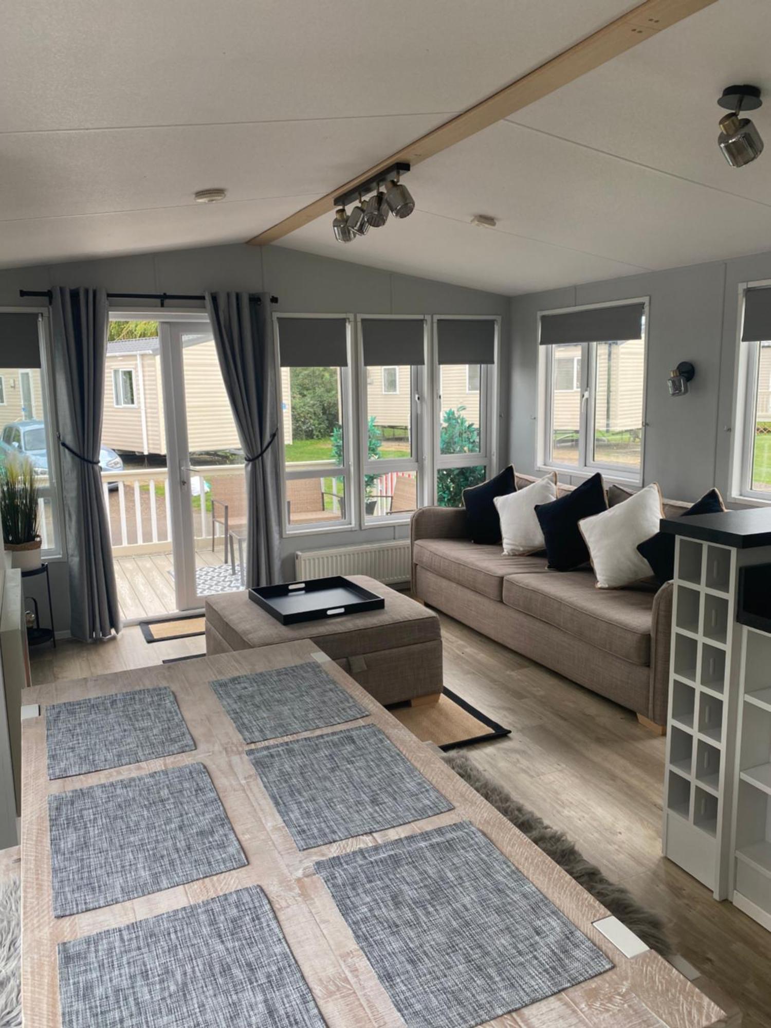 Kingfisher Quay Lodge 클랙톤온씨 외부 사진